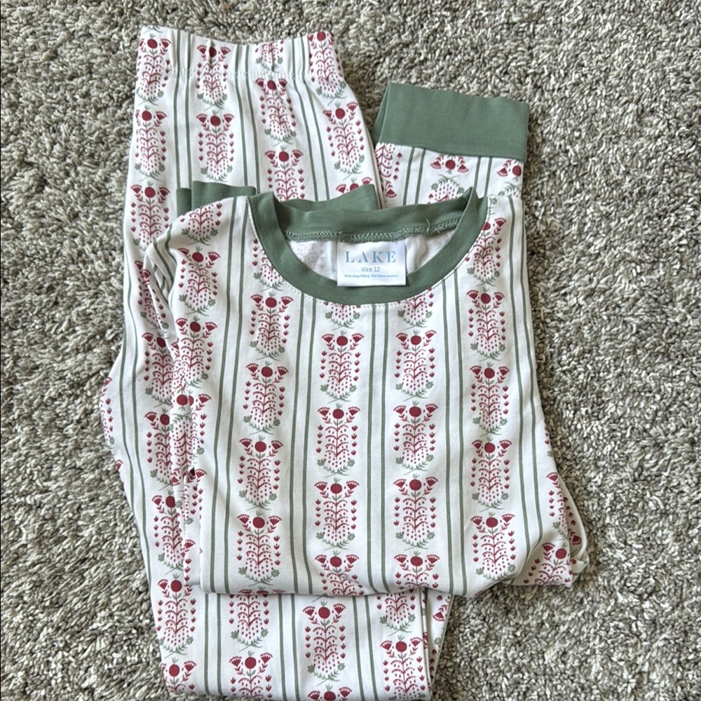 Lake pajamas long-long Scarlet Antoinette